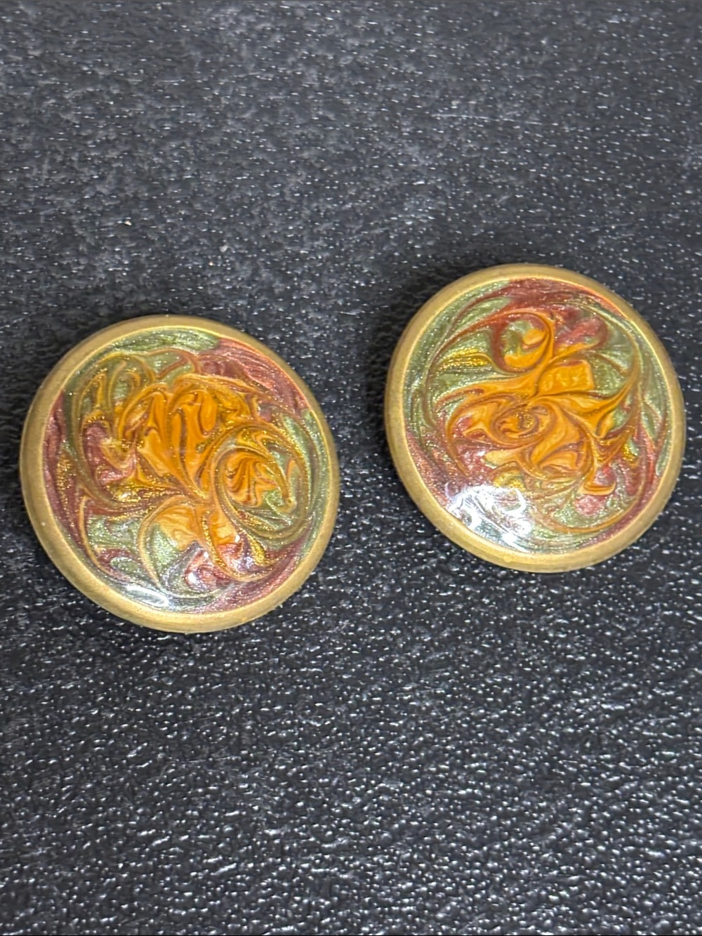 Vintage Handcrafted Swirl Accent Button Earrings Gold Multicolor Lightweight